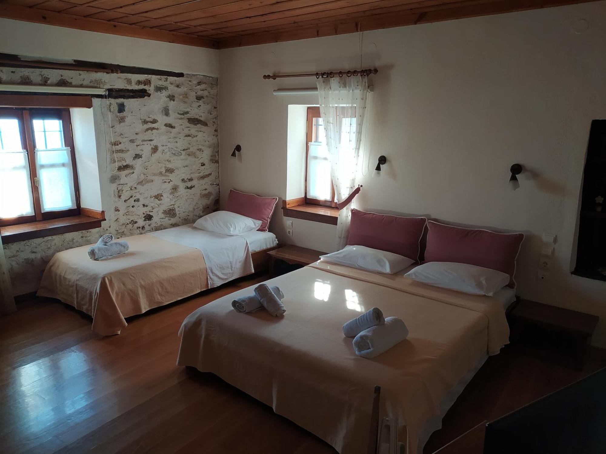 Archontiko Iatridis Hotel Mouresi Luaran gambar