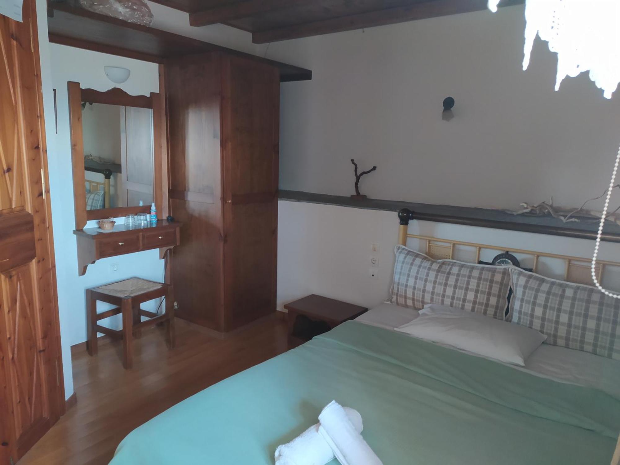 Archontiko Iatridis Hotel Mouresi Luaran gambar