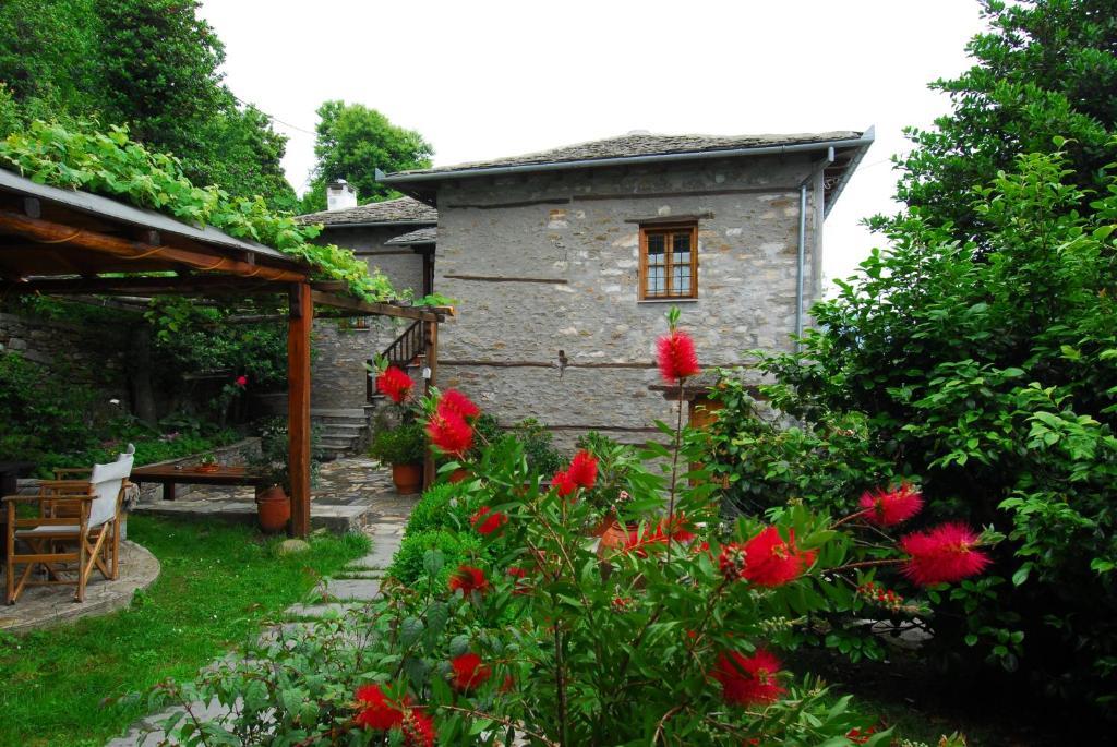 Archontiko Iatridis Hotel Mouresi Luaran gambar