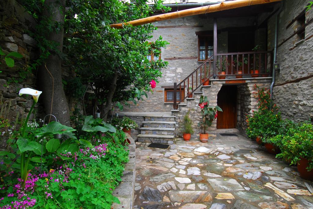 Archontiko Iatridis Hotel Mouresi Luaran gambar