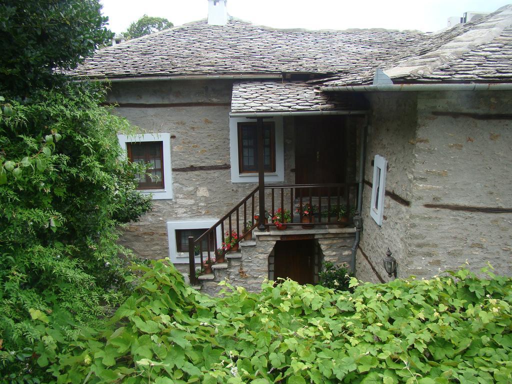 Archontiko Iatridis Hotel Mouresi Luaran gambar