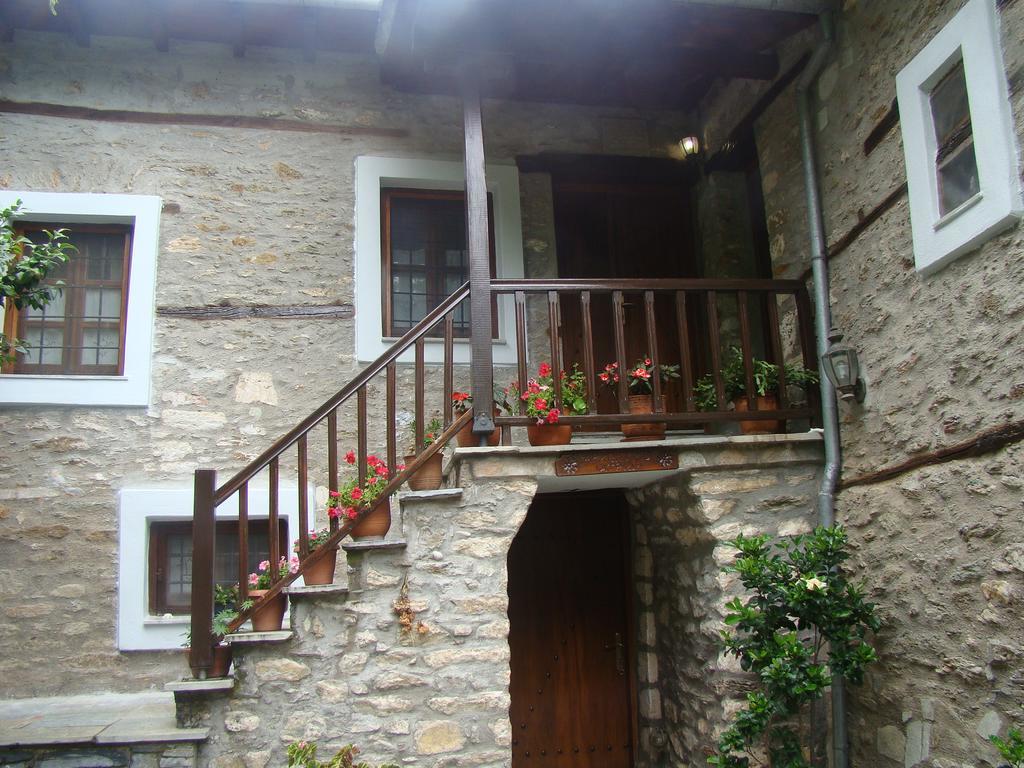Archontiko Iatridis Hotel Mouresi Luaran gambar